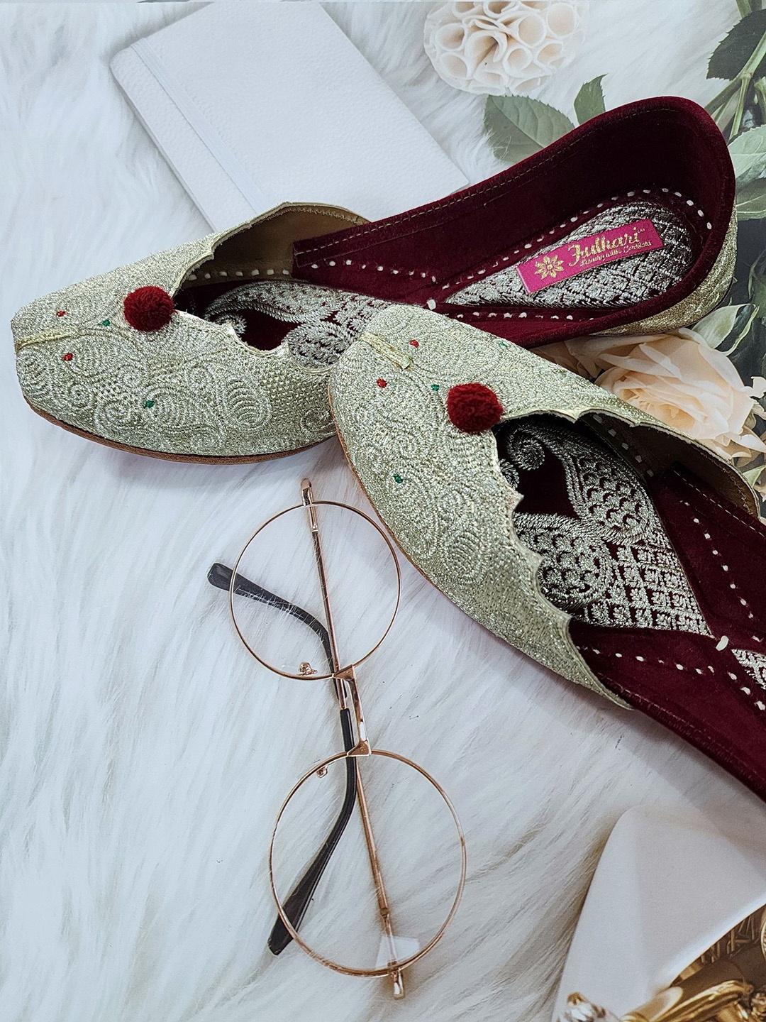 

Fulkari Women Embellished Ethnic Mojaris Flats, Gold