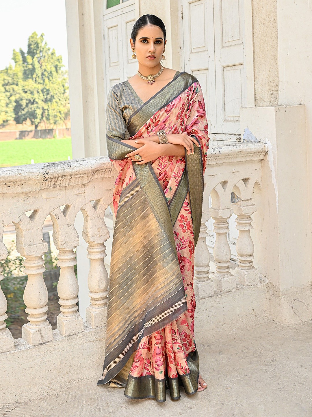 

Ekta Textiles Woven Design Zari Pure Silk Handloom Banarasi Saree, Green