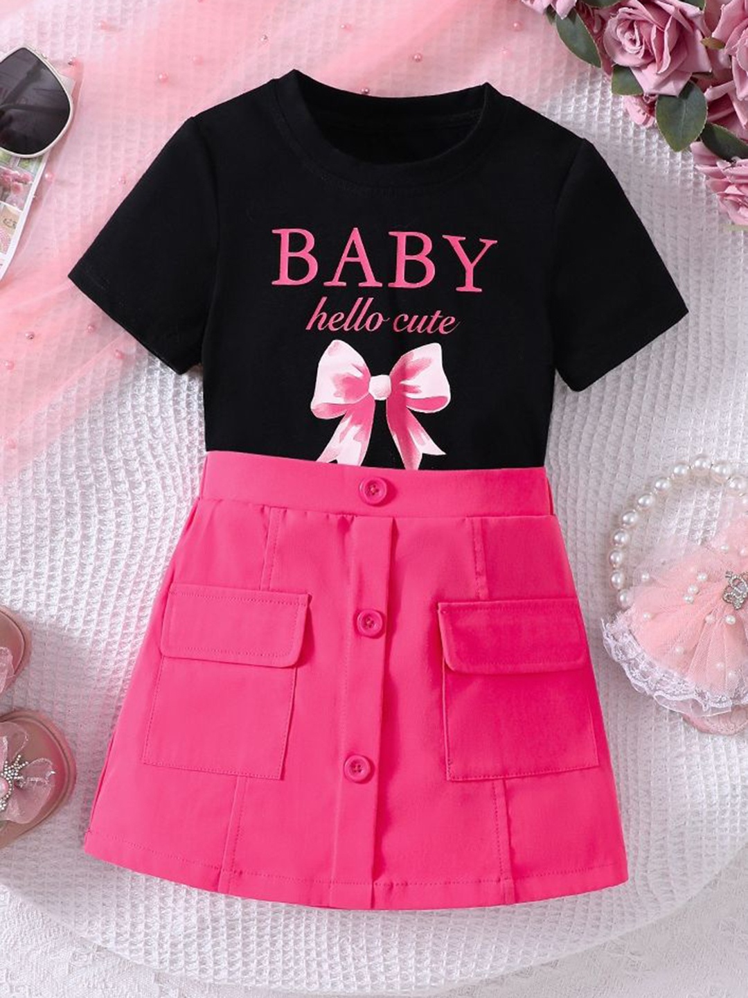 

LULU & SKY Girls Printed T-shirt with Skirt, Black
