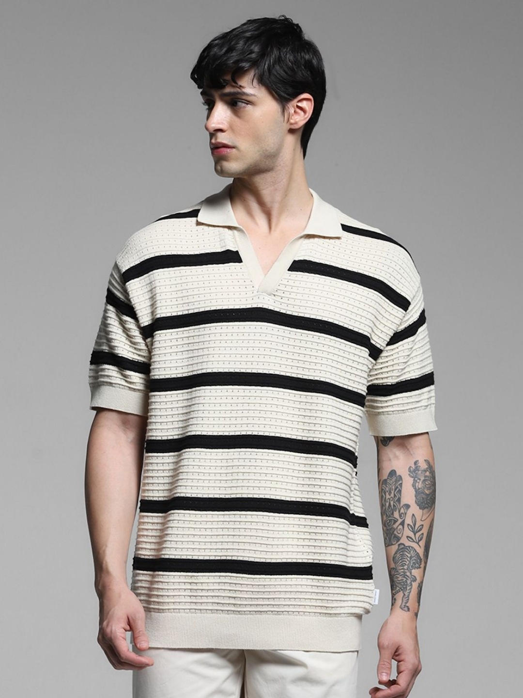 

Jack & Jones Men Striped Polo Collar Extended Sleeves Pockets T-shirt, Beige