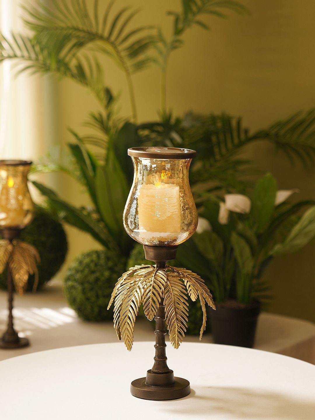 

Pure Home and Living Gold-Toned & Brown Candle Holder