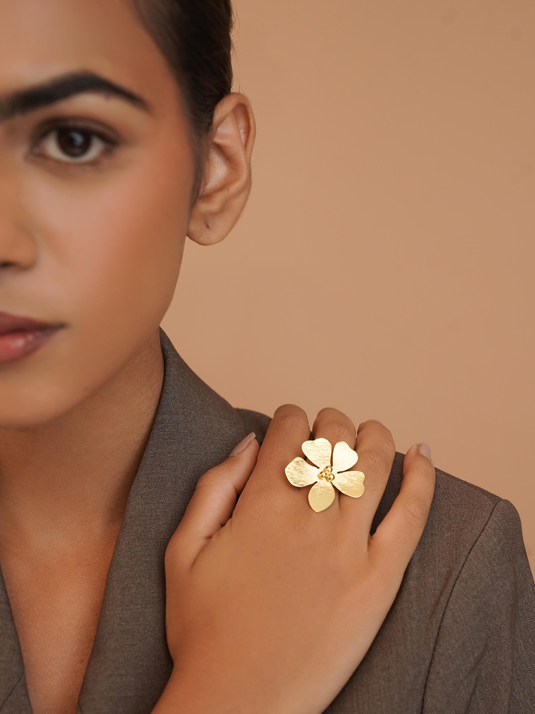 

ROYAL PITARAH Gold-Plated Zara Flower Statement Adjustable Finger Ring