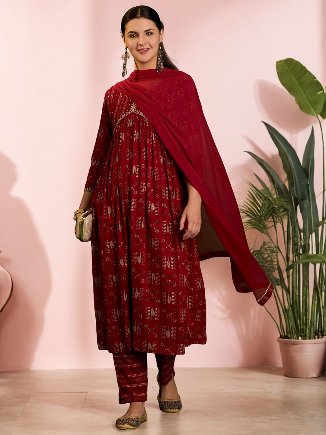 

Sangria Printed Organic Cotton Anarkali Kurta With Trouser & Dupatta, Maroon