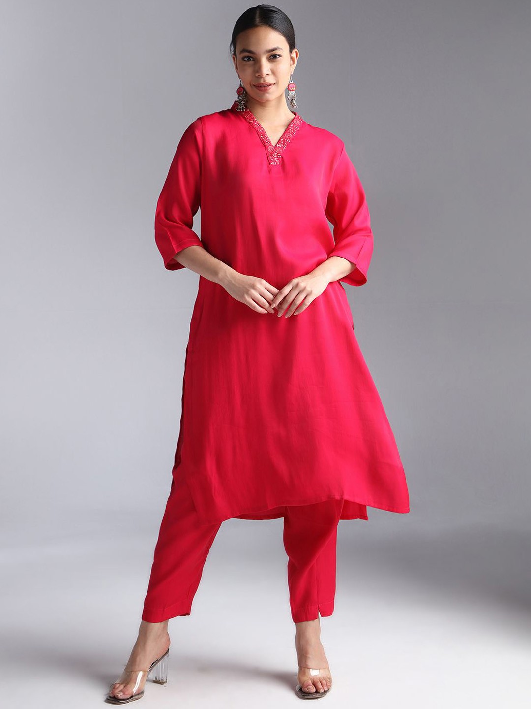 

House Of Dharaa Women Ethnic Motifs Embroidered Regular Kurta with Trousers, Red