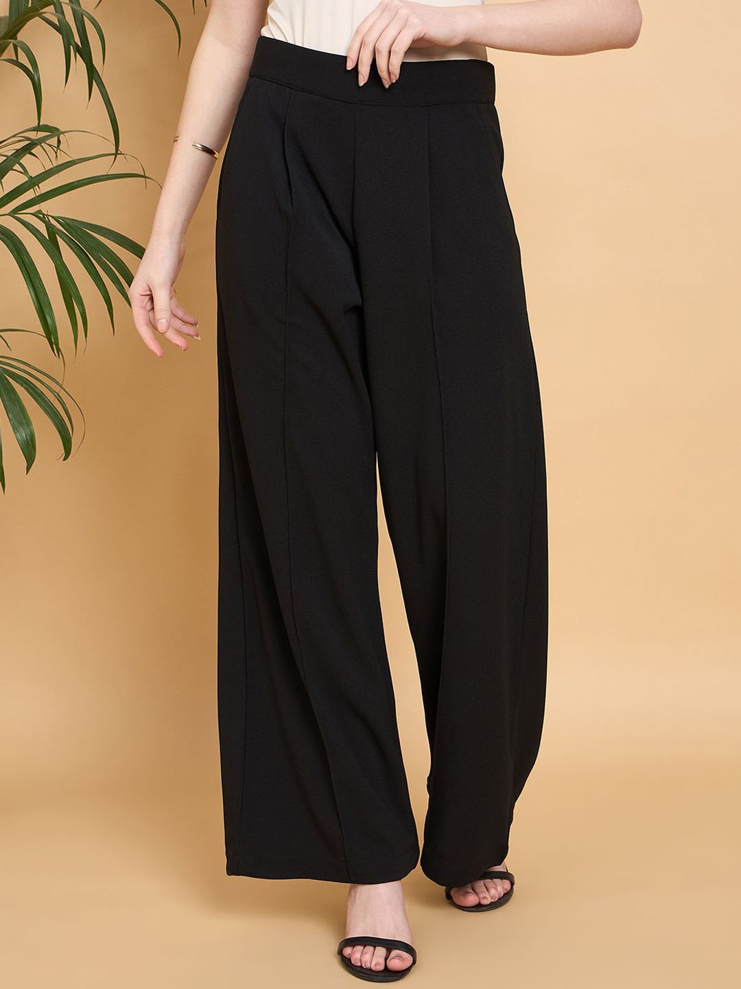 

JUNE & HARRY Women Relaxed Straight Leg High-Rise Pleated Trousers, Black