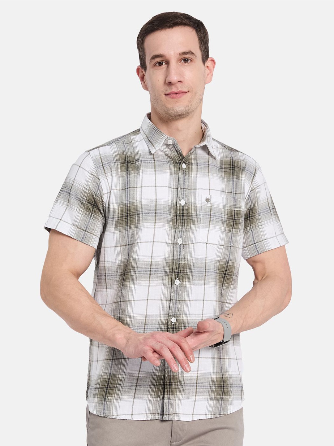 

METTLE Men Opaque Checked Casual Shirt, Olive