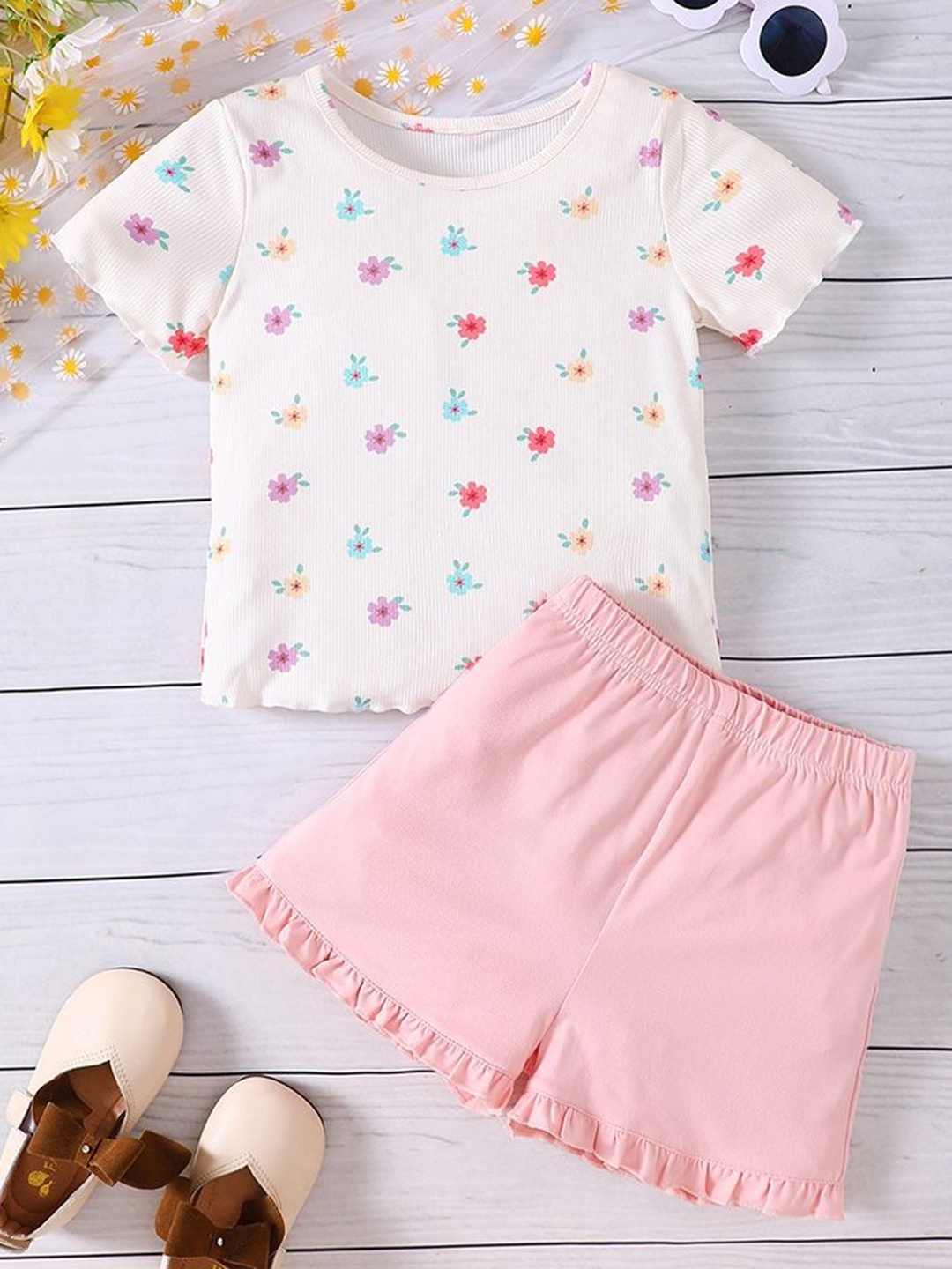 

LULU & SKY Girls Printed T-shirt with Shorts, Pink