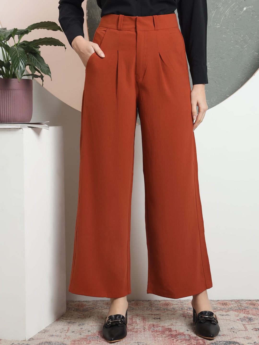 

FITHUB Women High-Rise Pleated Trousers, Rust