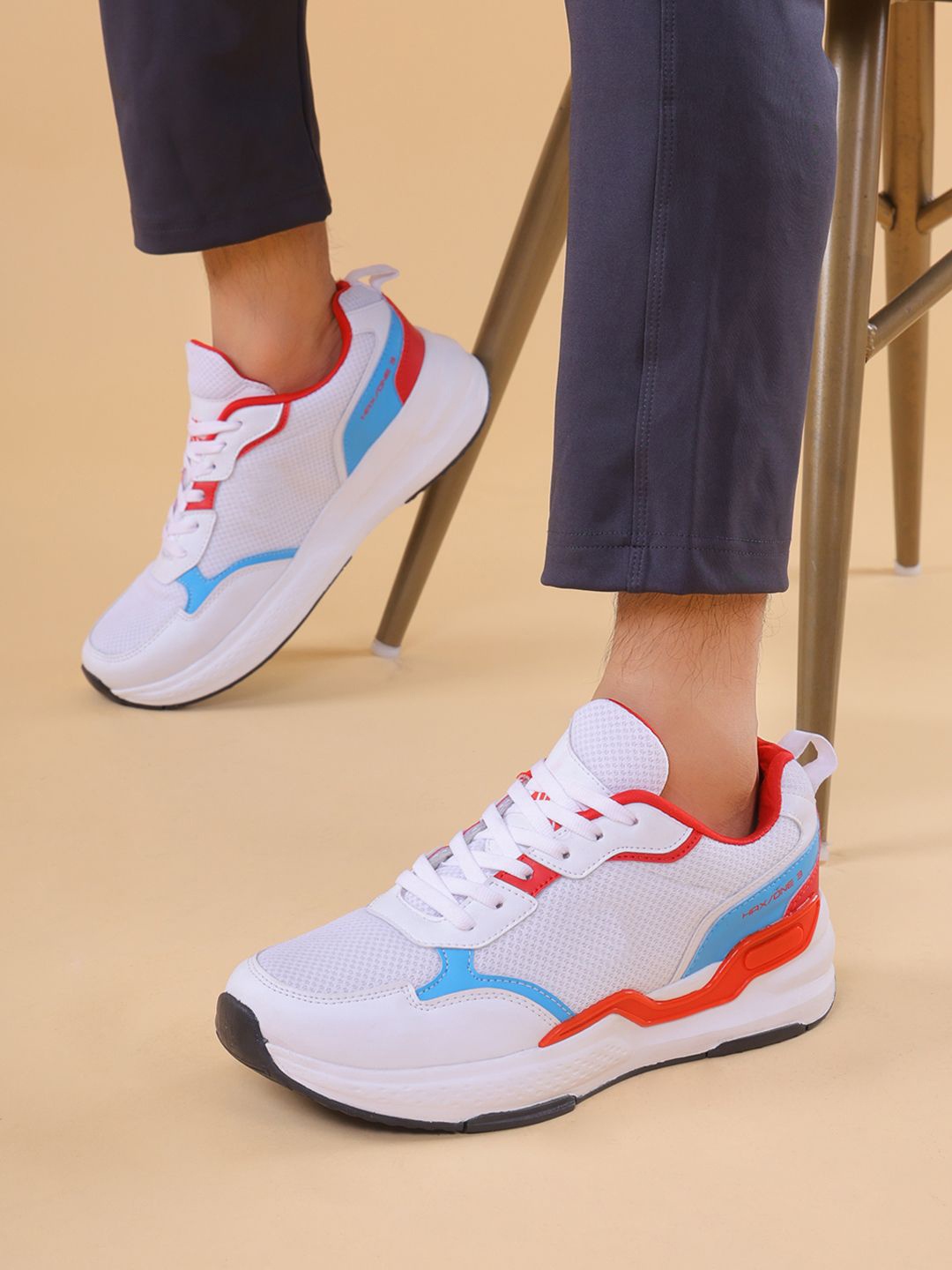 

HRX by Hrithik Roshan Men Mesh Walking Non-Marking Shoes, White