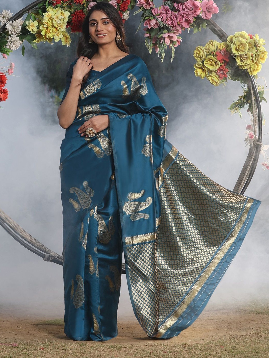 

Mitera Woven Design Zari Silk Blend Kanjeevaram Saree, Teal