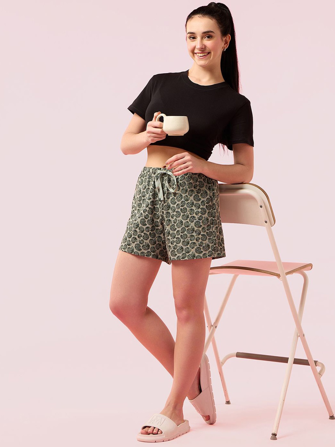 

Enamor Women Printed Lounge Shorts, Green