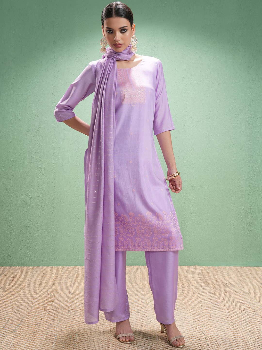 

Vishudh Women Regular Thread Work Kurta with Trousers & With Dupatta, Lavender