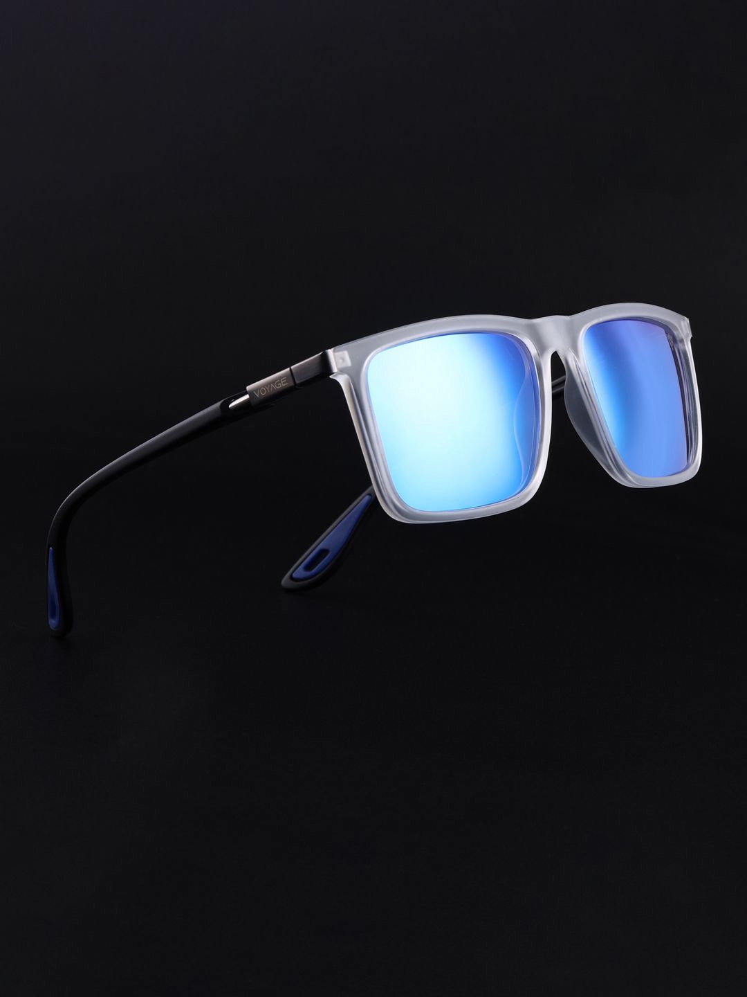 

Voyage Unisex Square Sunglasses with Polarised and UV Protected Lens, Blue