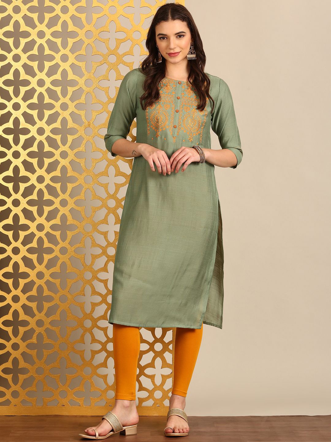 

Alena Women Yoke Design Thread Work Kurta, Teal