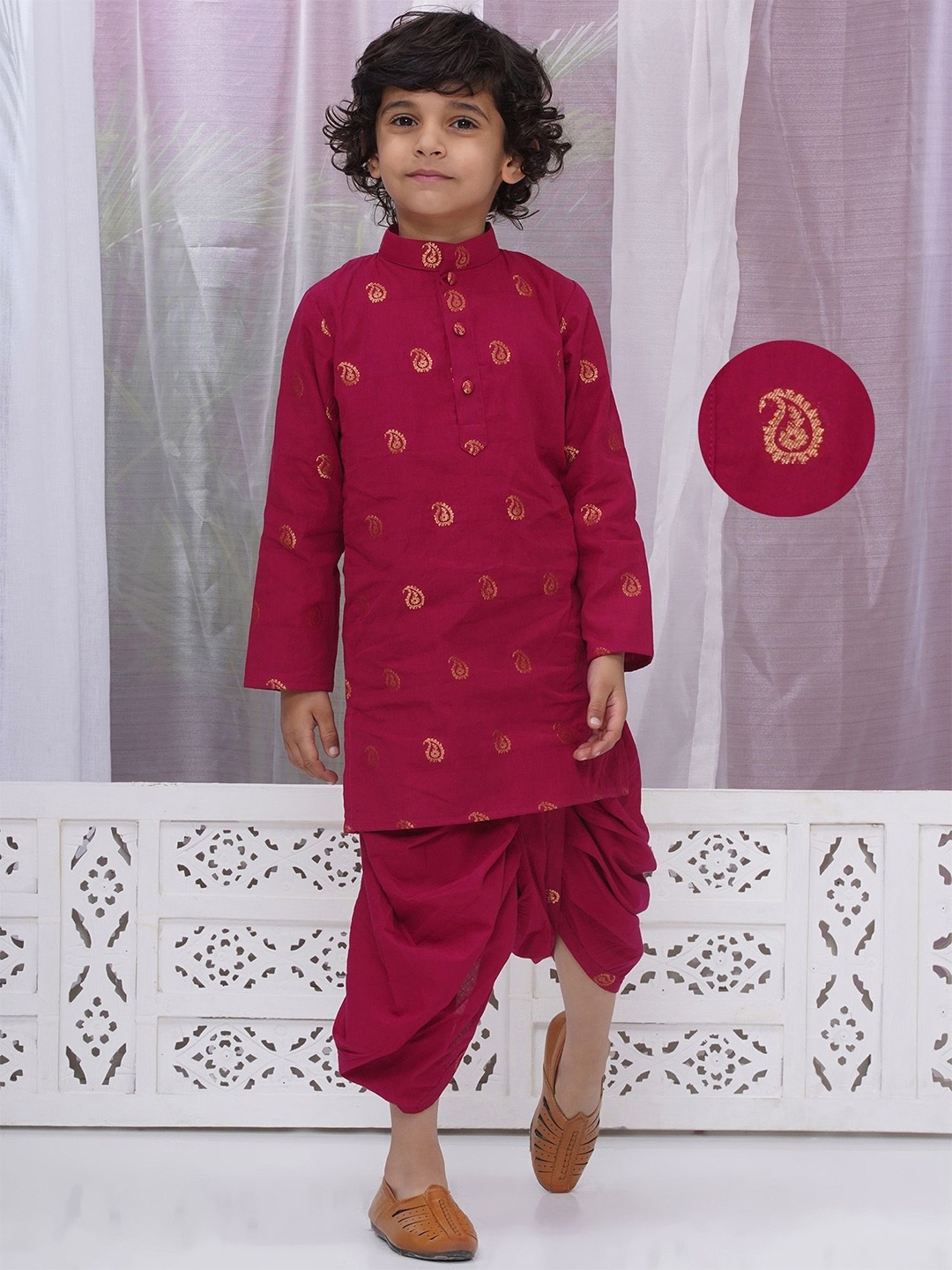 

Little Bansi Boys Ethnic Motifs Regular Pure Cotton Kurta with Dhoti Pants, Pink