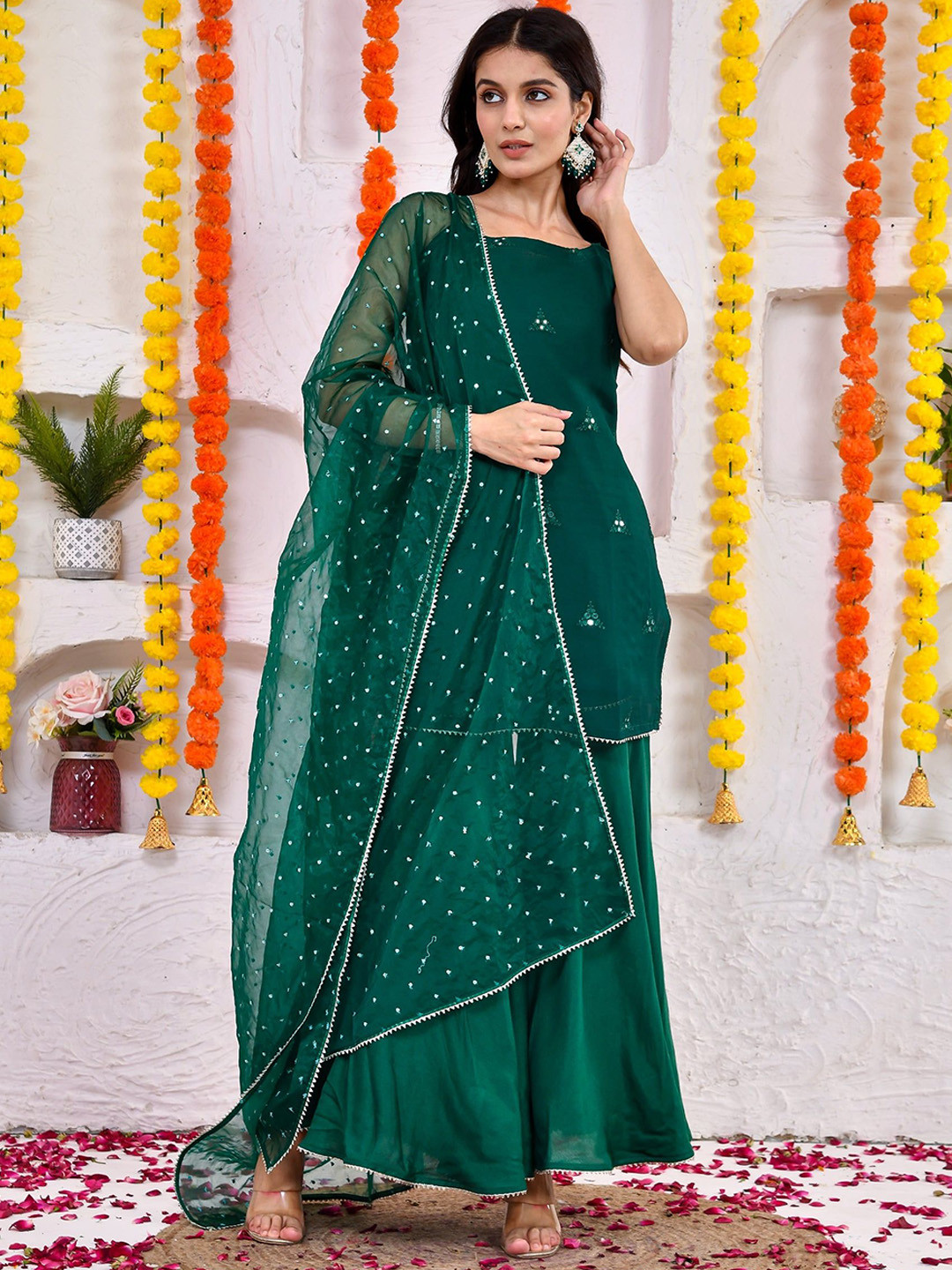 

DRESENCE Women Regular Thread Work Pure Silk Kurta with Sharara & With Dupatta, Green