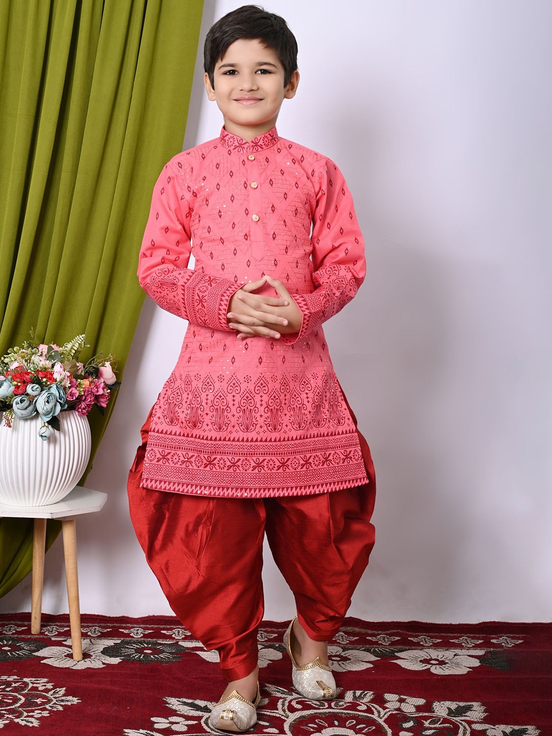 

BAESD Boys Embroidered Regular Sequinned Kurta with Patiala, Pink