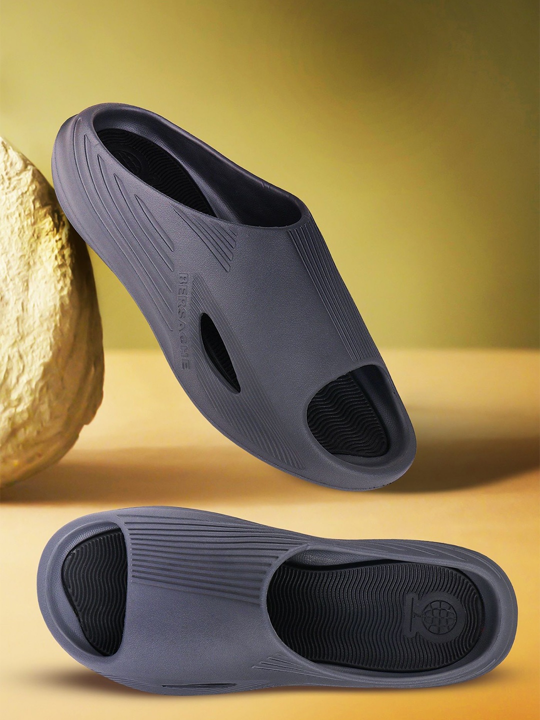 

BERSACHE Men Clogs, Olive