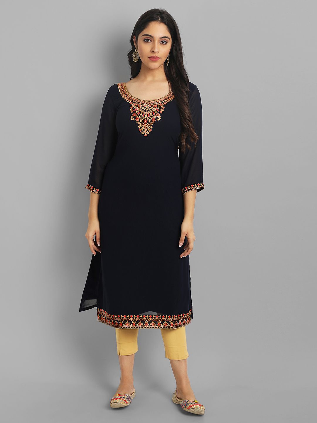 

Jash Creation Ethnic Motifs Yoke Design Thread Work Georgette Kurta, Black