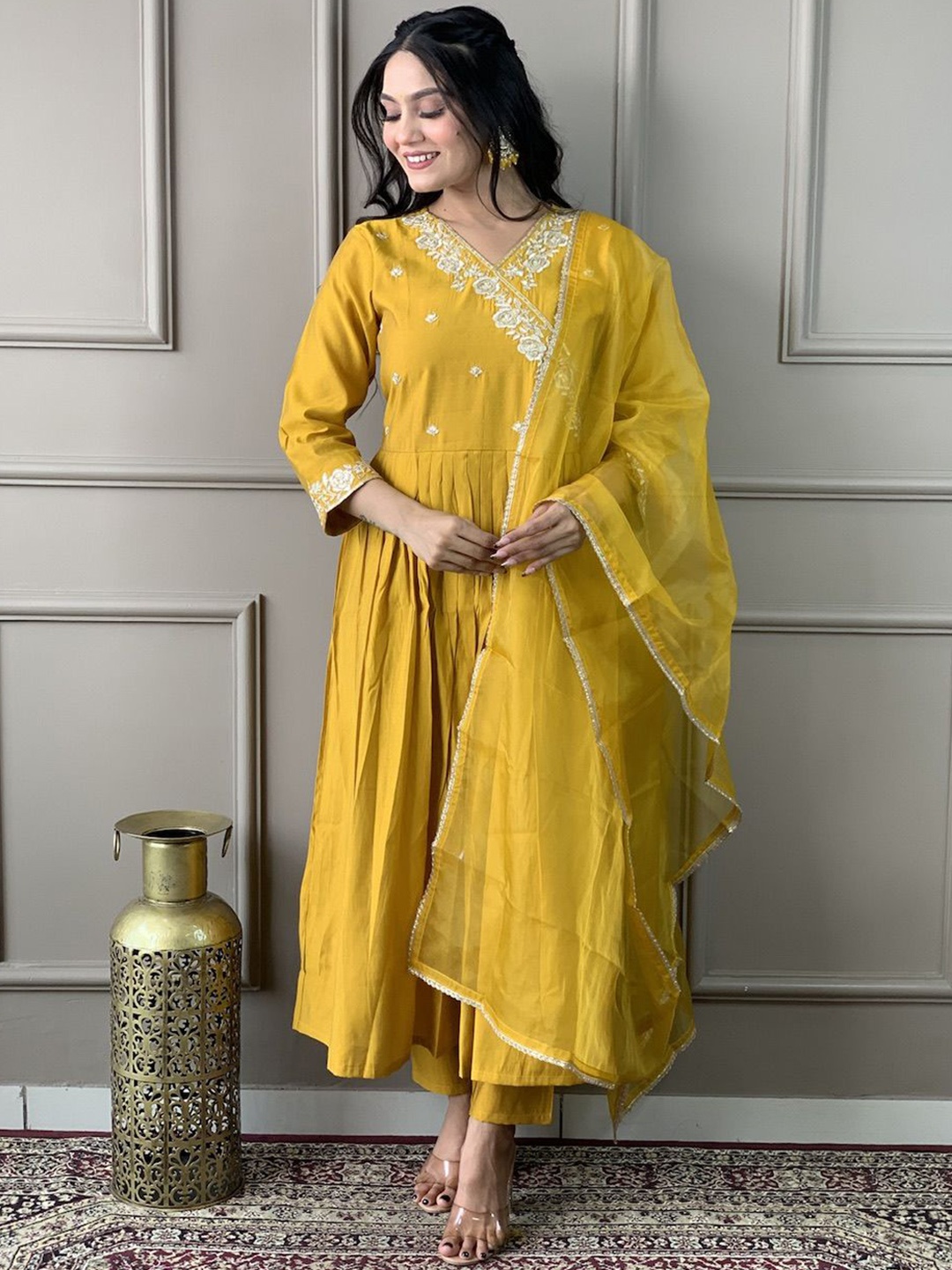 

CHANDALIYO Women Ethnic Motifs Embroidered Regular Sequinned Chanderi Silk Kurta with Trousers & With Dupatta, Mustard