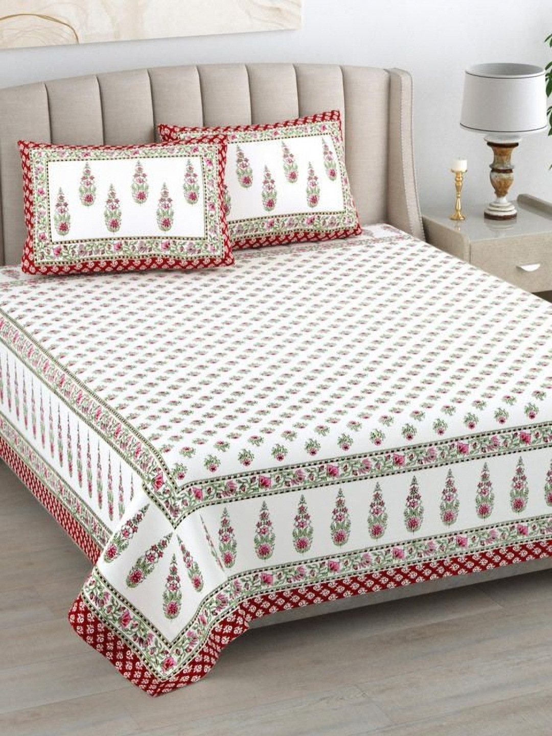 

Urban Jaipur Red & Green Floral 220 TC King Bedsheet with 2 Pillow Covers