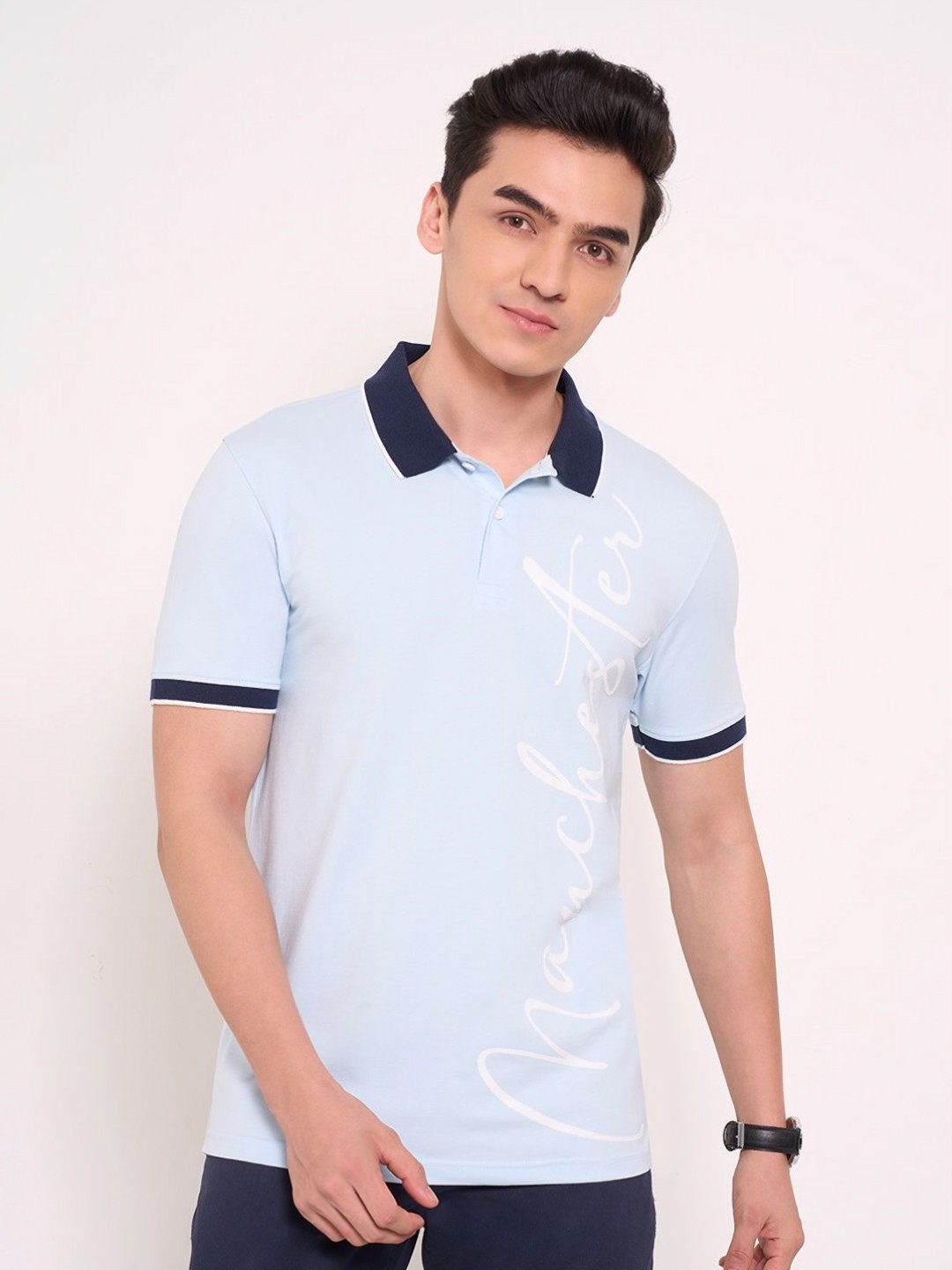 

Peregrine by Pantaloons Men Typography Printed Polo Collar Pockets T-shirt, Blue