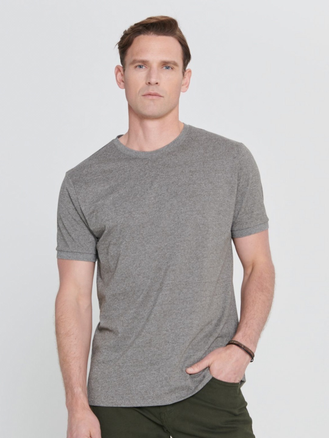 

ALTINYILDIZ CLASSICS AC Co. Men Drop-Shoulder Sleeves Raw Edge T-shirt, Na