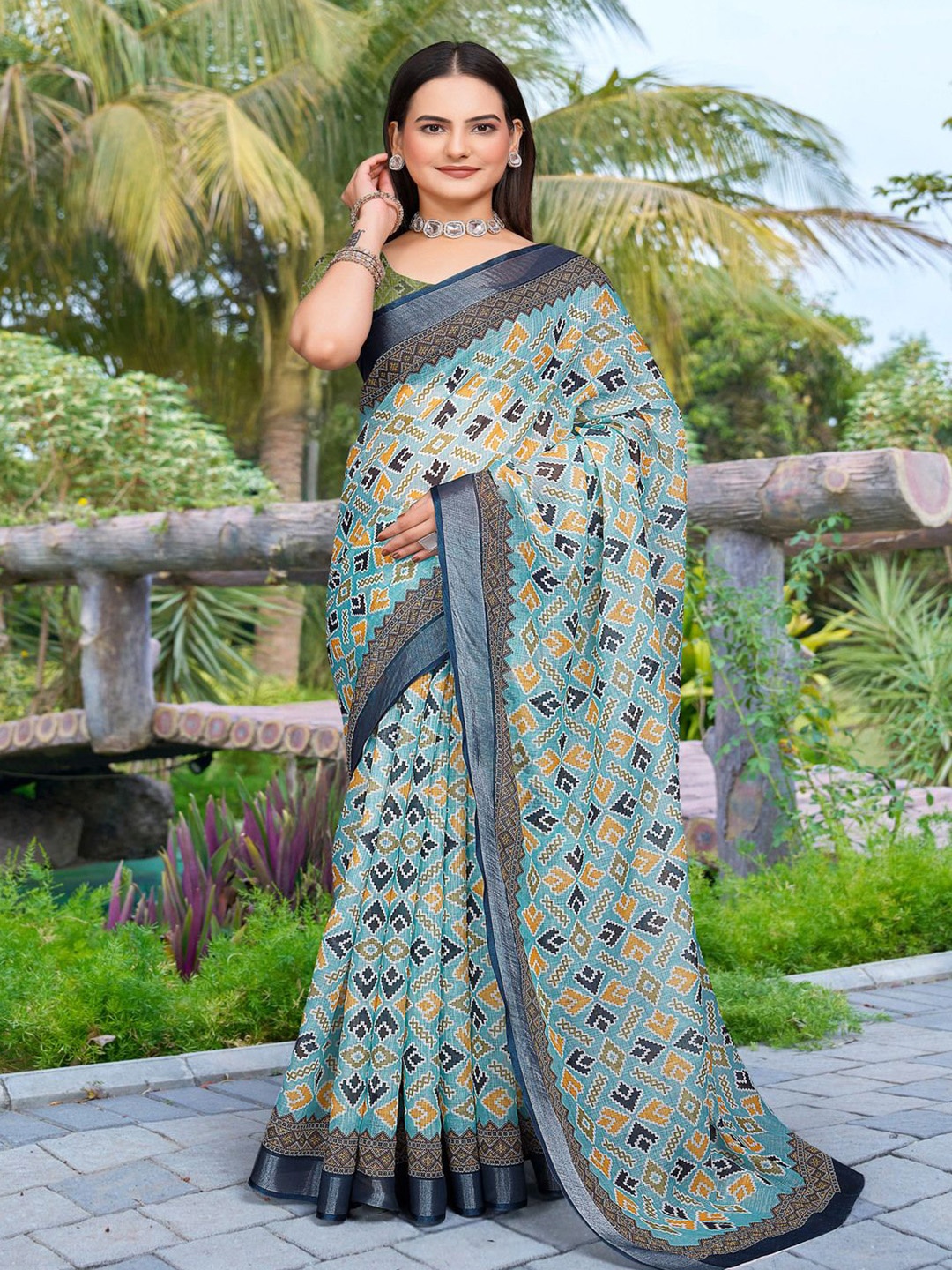 

TRENDING KART Zari Linen Blend Chanderi Saree, Green