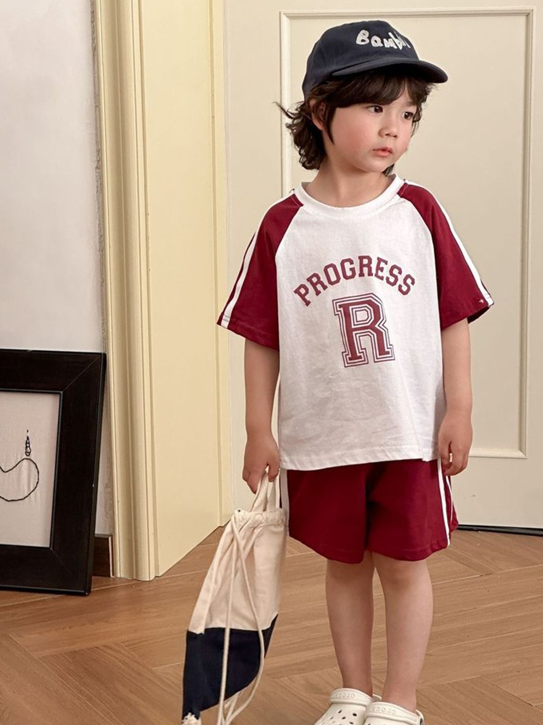 

LULU & SKY Girls Printed T-shirt with Shorts, Red