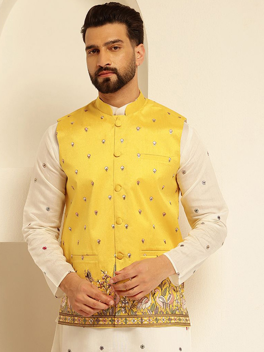 

SOJANYA Embroidered Woven Nehru Jacket, Yellow