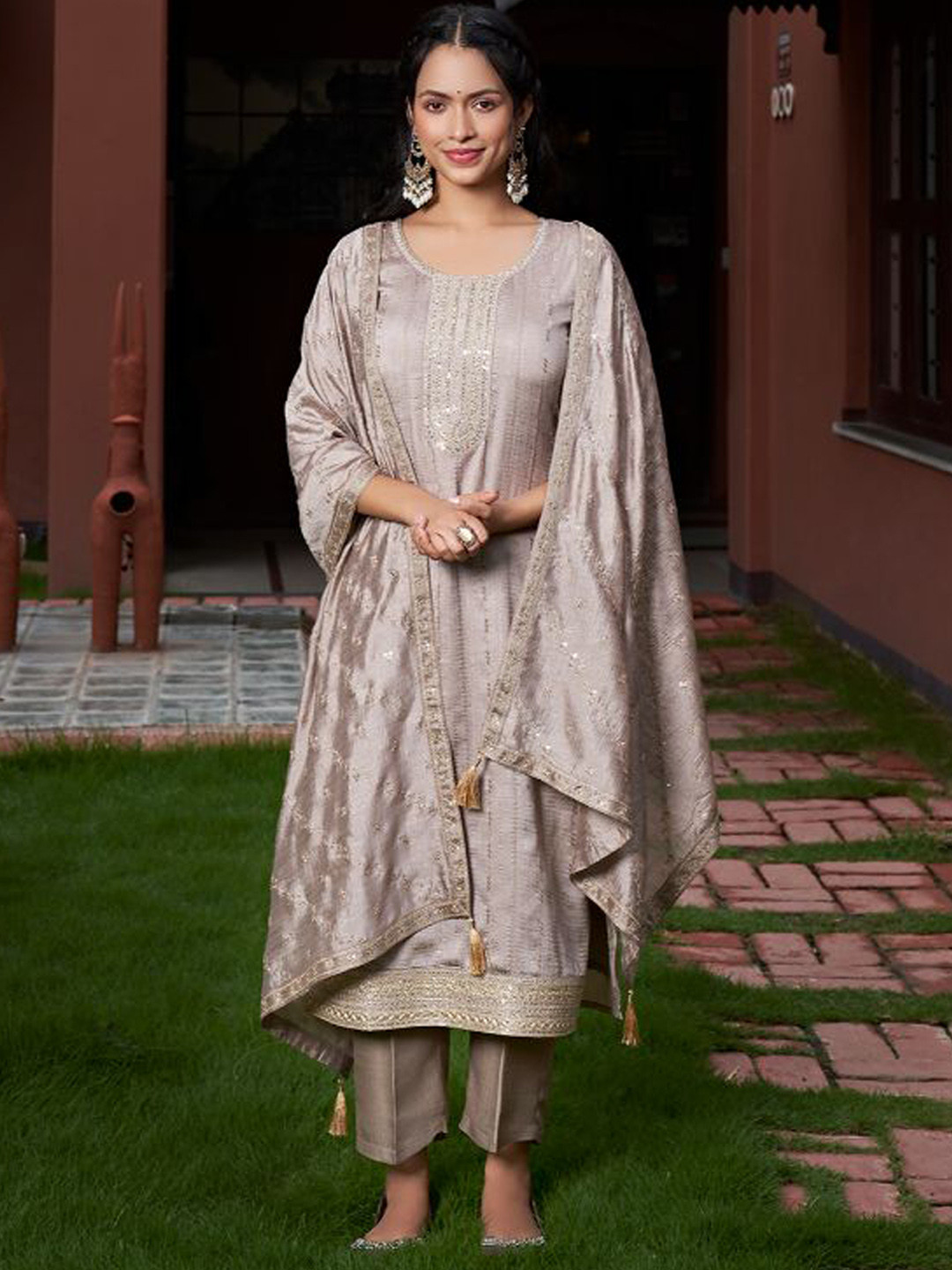 

Colors of Earth Women Ethnic Motifs Embroidered Regular Sequinned Kurta with Trousers & With Dupatta, Grey