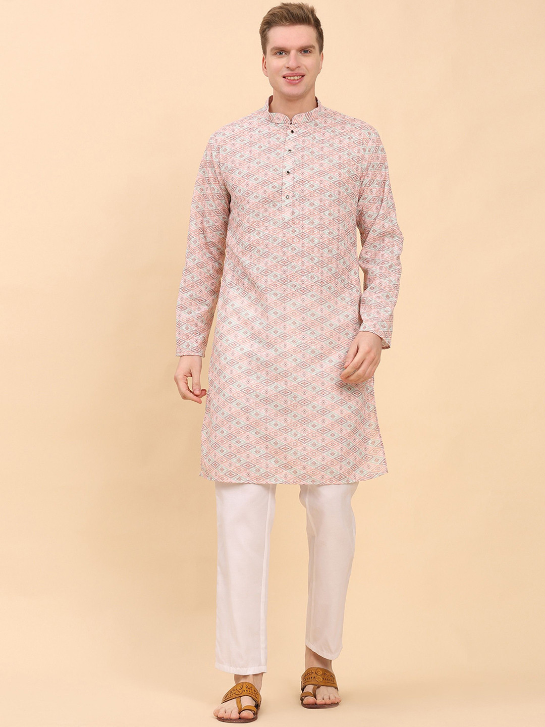 

Pro-Ethic STYLE DEVELOPER Men Printed Regular Sequinned Pure Cotton Kurta with Trousers, Peach