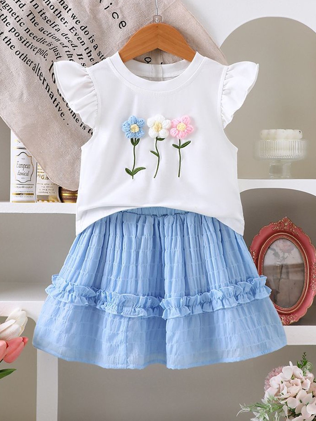 

LULU & SKY Girls Printed Top with Skirt, Blue
