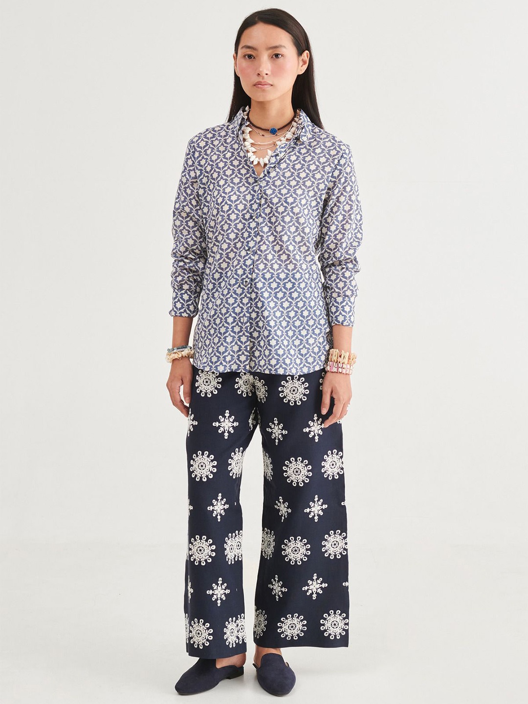 

Zenava by Myntra Women Opaque Printed Casual Shirt, Blue