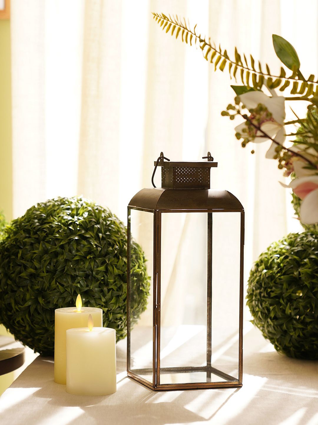 

Pure Home and Living Brown Candle Holder