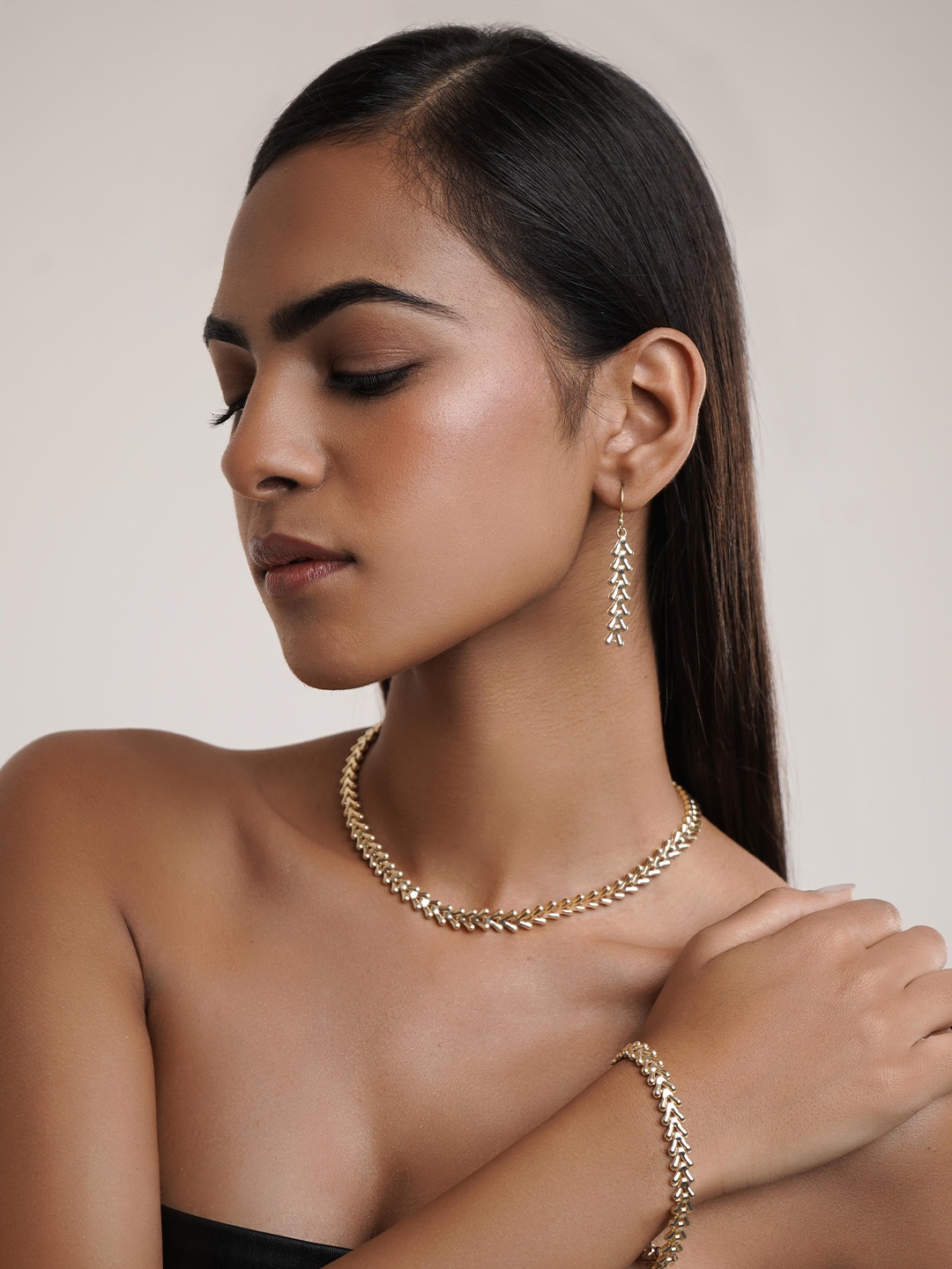

ROYAL PITARAH Brass Gold-Plated Necklace