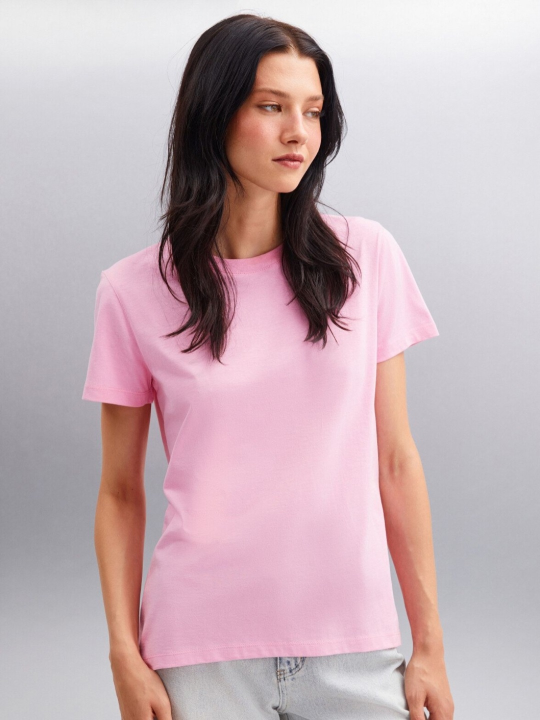 

GRIMELANGE Women V-Neck Pockets T-shirt, Na