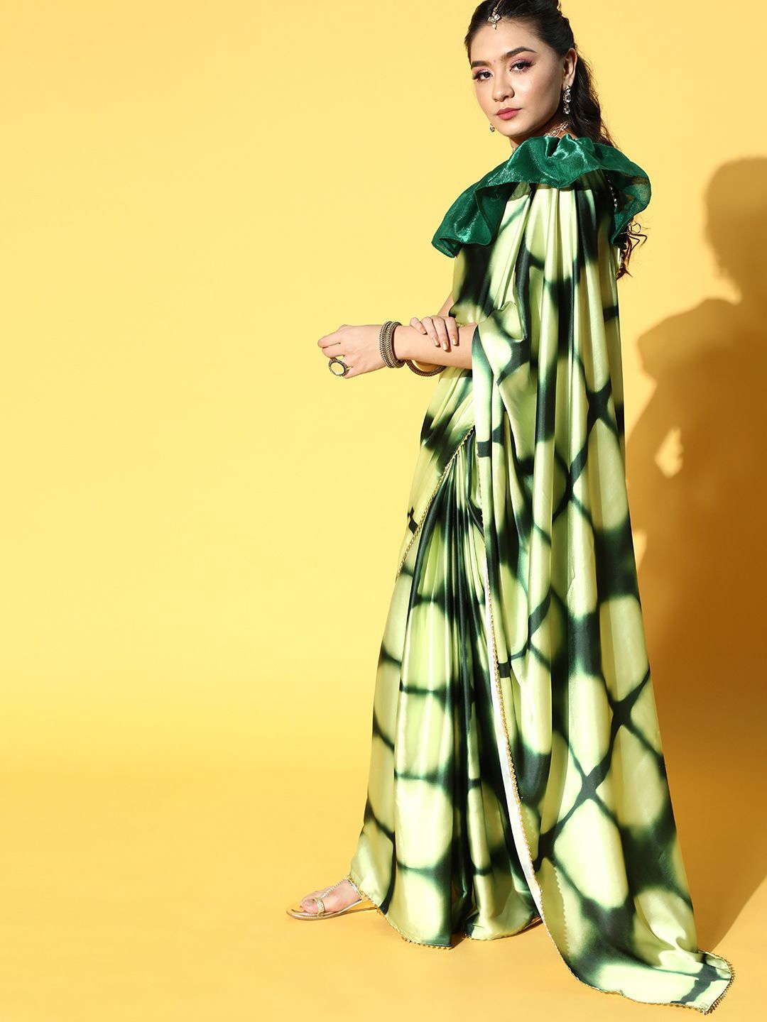

DIVASTRI Tie and Dye Satin Saree, Olive