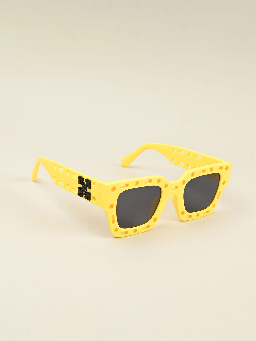 

IDOR Unisex Square Sunglasses with UV Protected Lens, Black