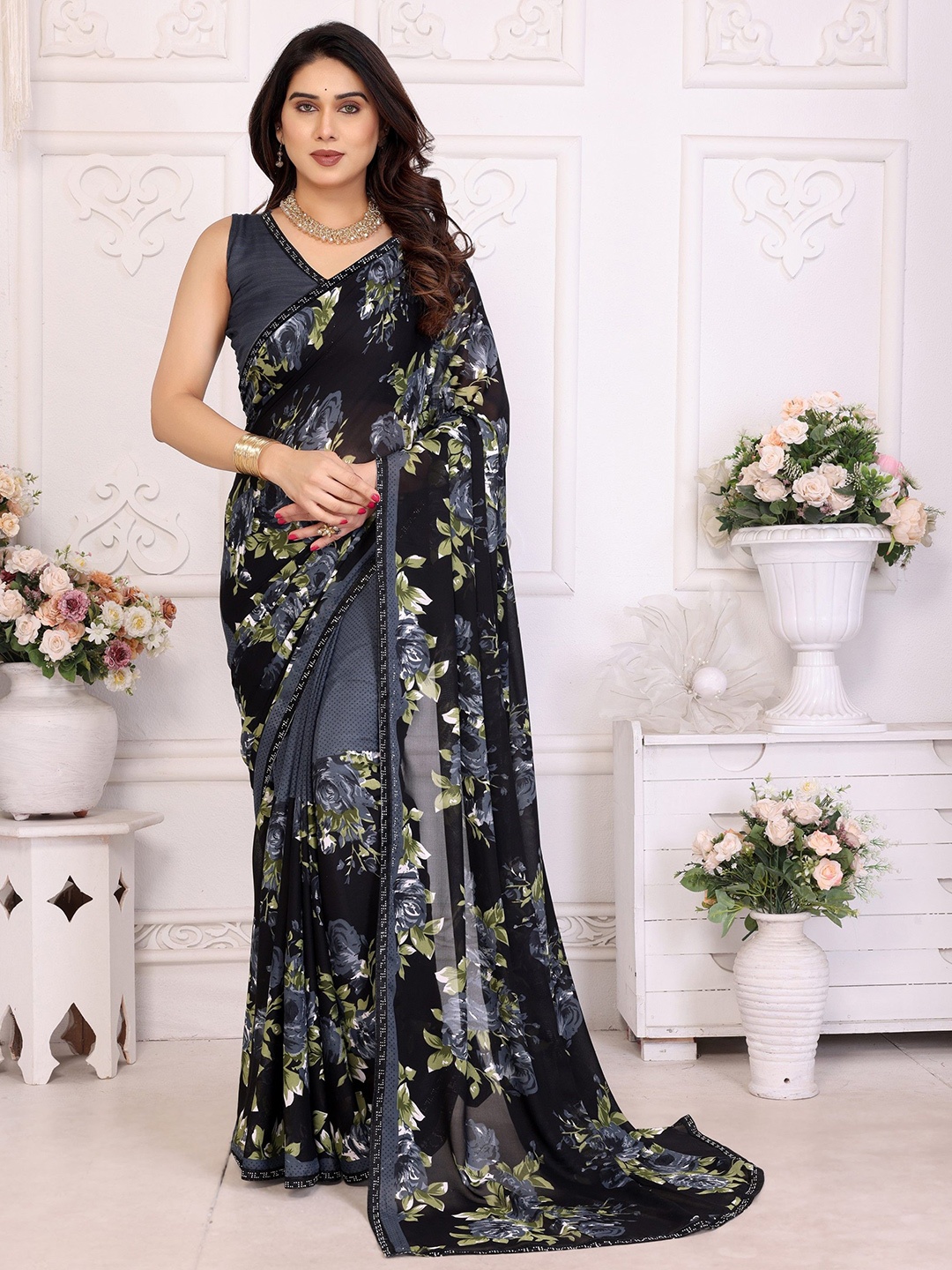 

Moda Rapido Floral Beads and Stones Poly Georgette Saree, Grey