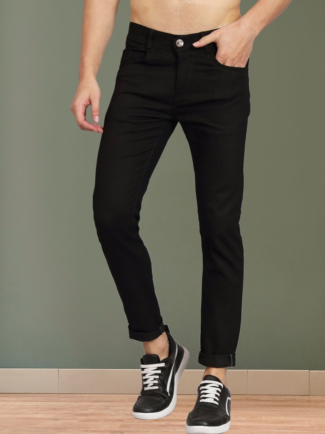 

COMFITS Men Classic Tapered Fit Jeans, Black