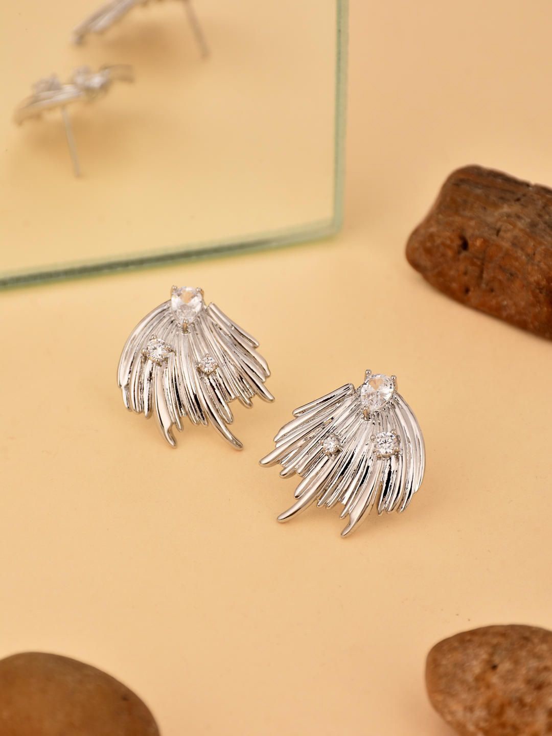 

Reenisaa Feather Shaped Studs Earrings, Silver