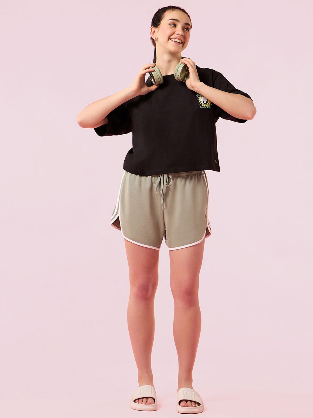 

Enamor Women Lounge Shorts, Green