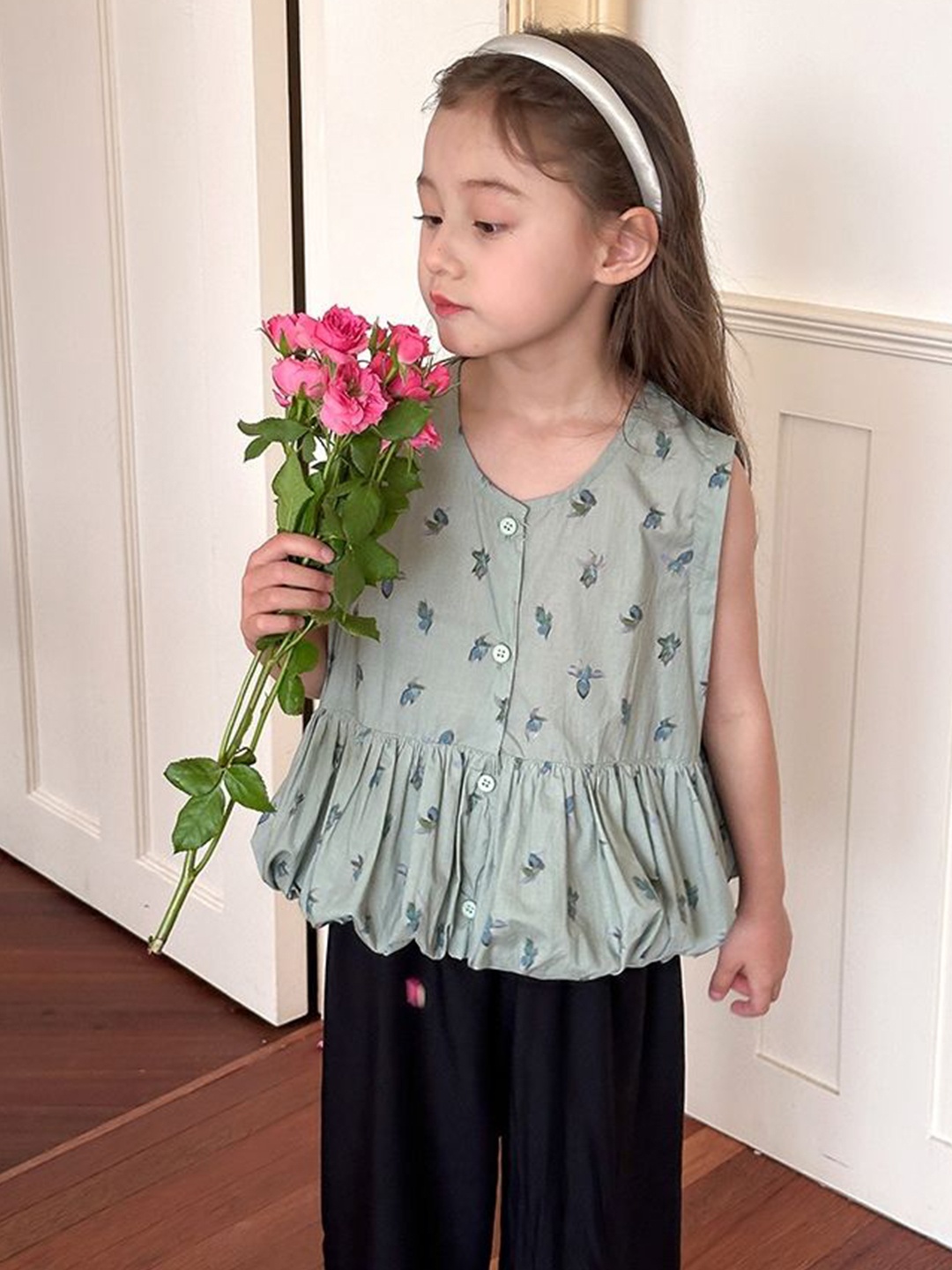 

LULU & SKY Floral Print Cotton Top, Grey