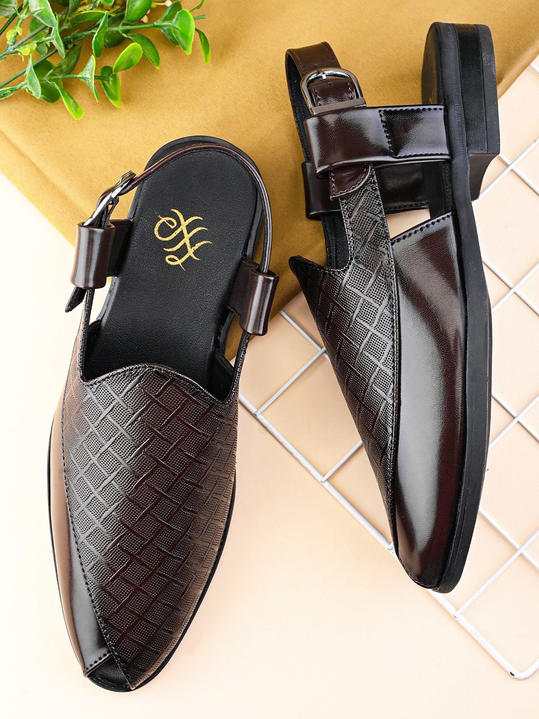 

House of Pataudi Men Textured Round Toe Comfortable Shoe-Style Sandals, Brown