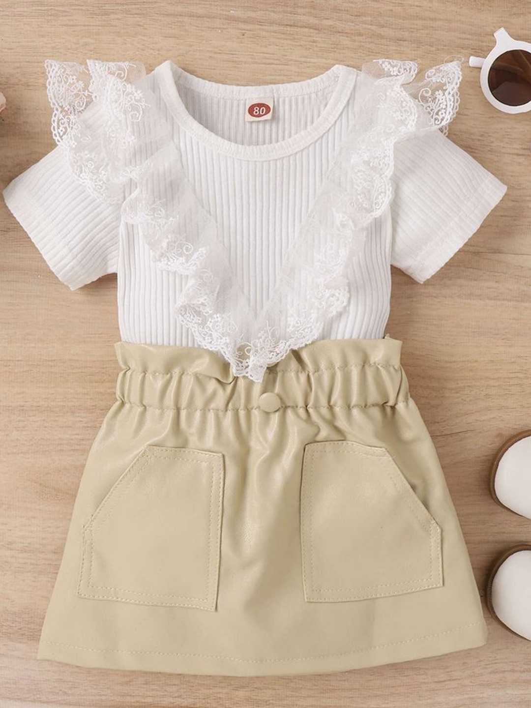 

LULU & SKY Girls Top with Skirt, White