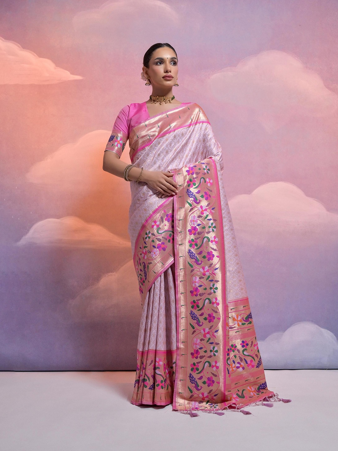

Ekta Textiles Woven Design Zari Pure Silk Banarasi Saree, Purple