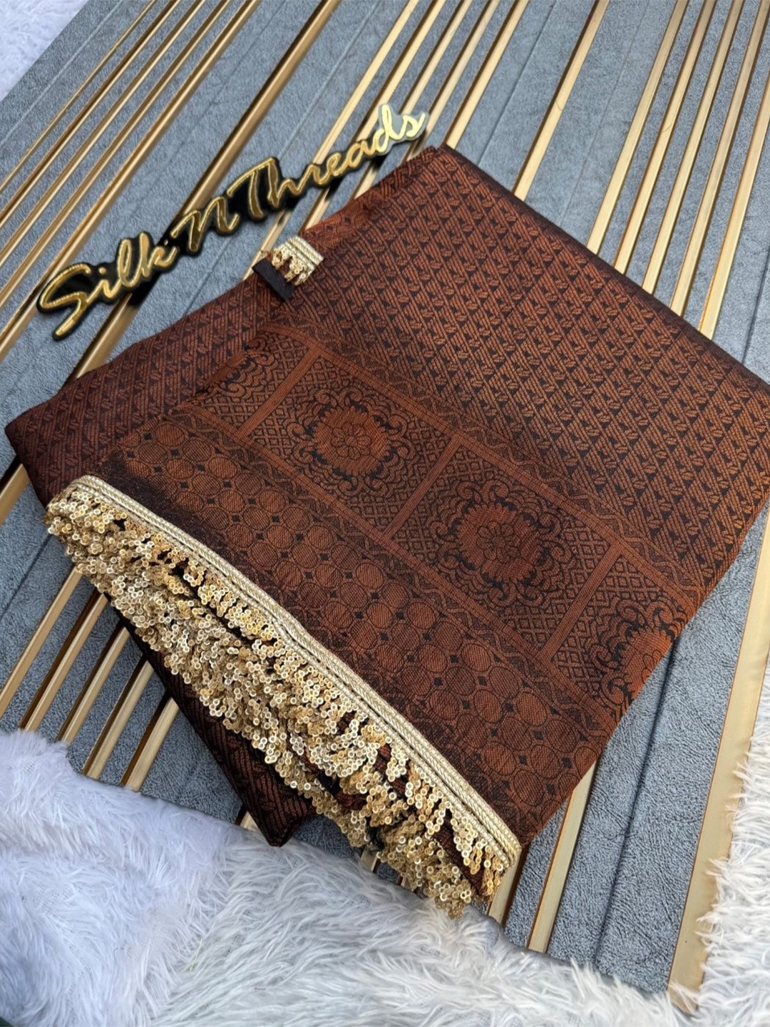 

DIVASTRI Ethnic Motifs Sequinned Designer Banarasi Saree, Brown