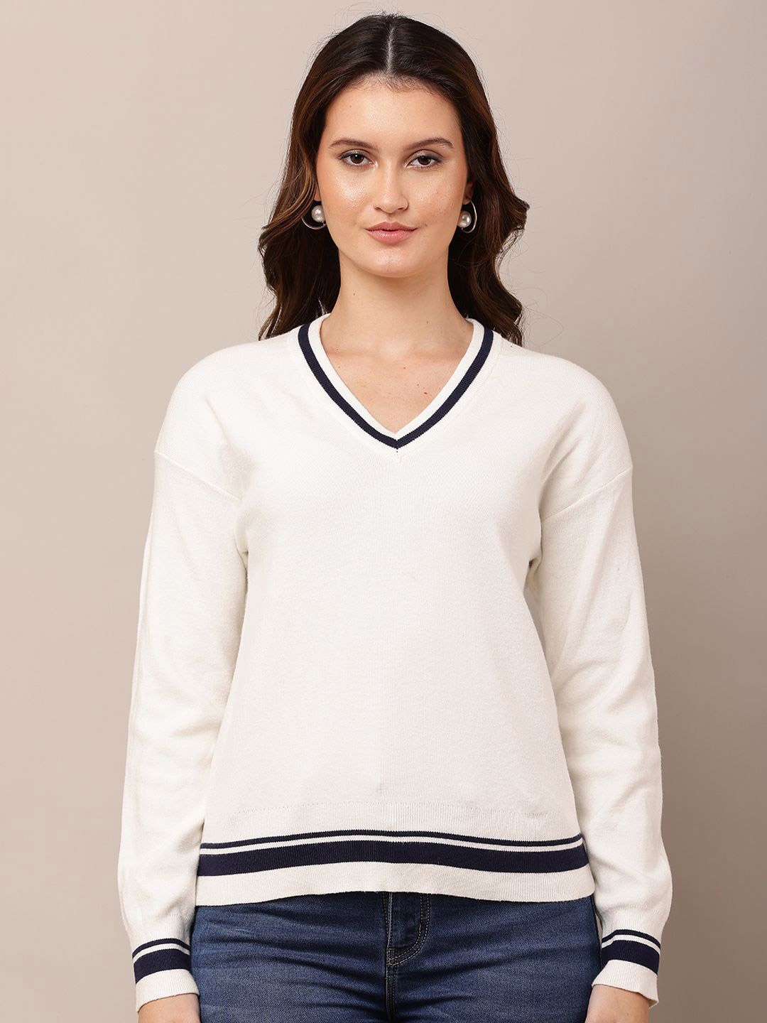 

NoBarr Women Pullover, White