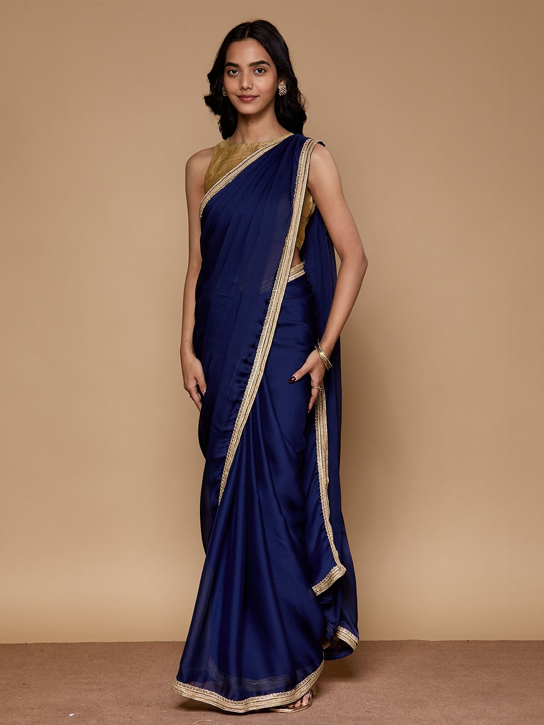 

Saaki Embroidered Poly Chiffon Saree, Navy blue